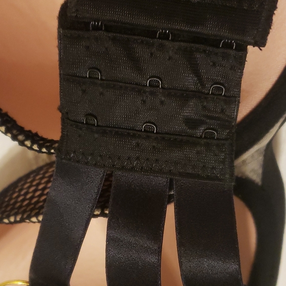 NWOT Rougette 34FF strappy black mesh bra with gold heart detail - Picture 4 of 5